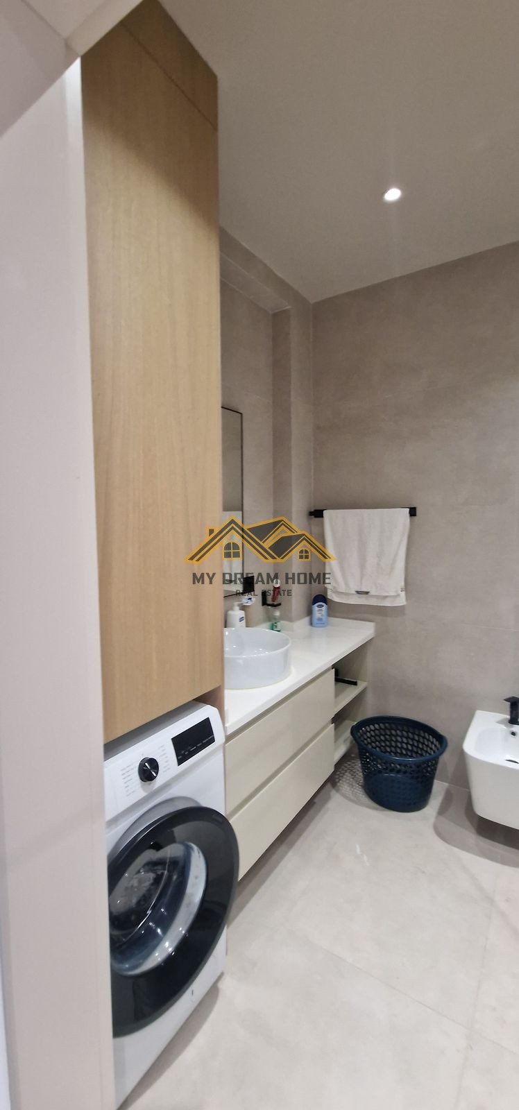 Shitet apartament 1+1 ne plazh Hekurudha 3