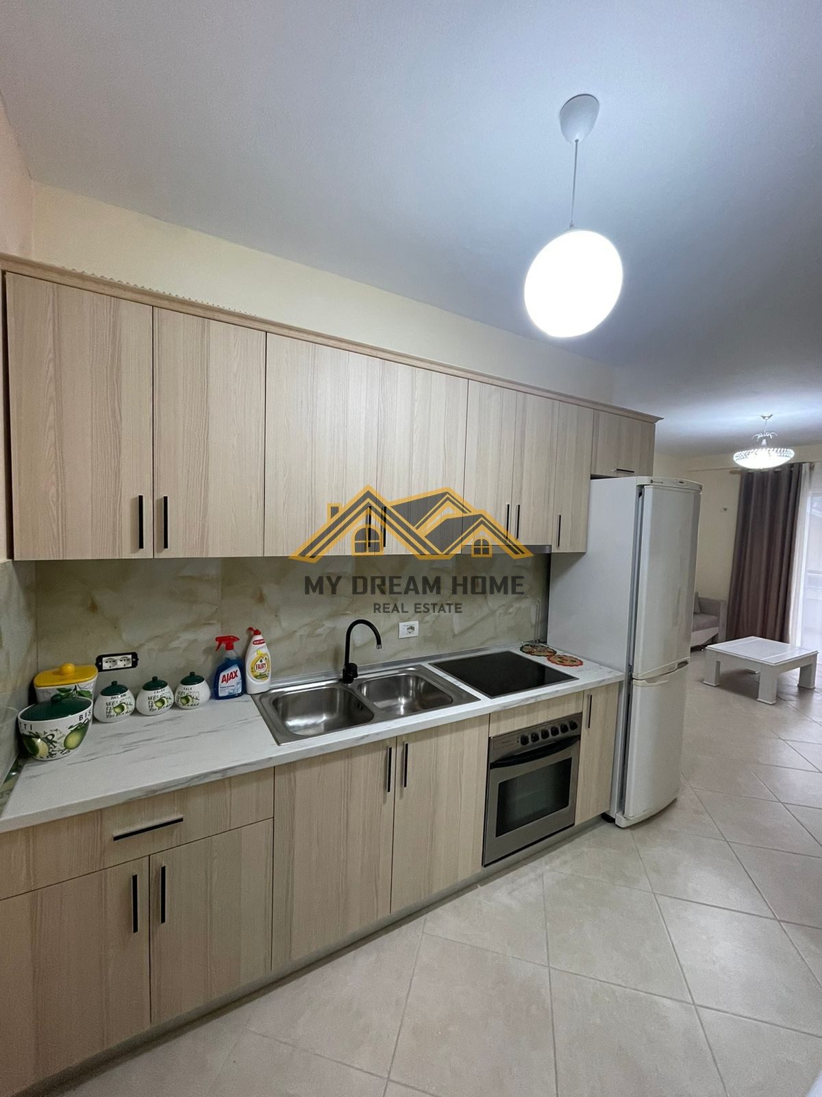 SHITET APARTAMENT 1+1 TE SHKEMBI KAVAJES! 2