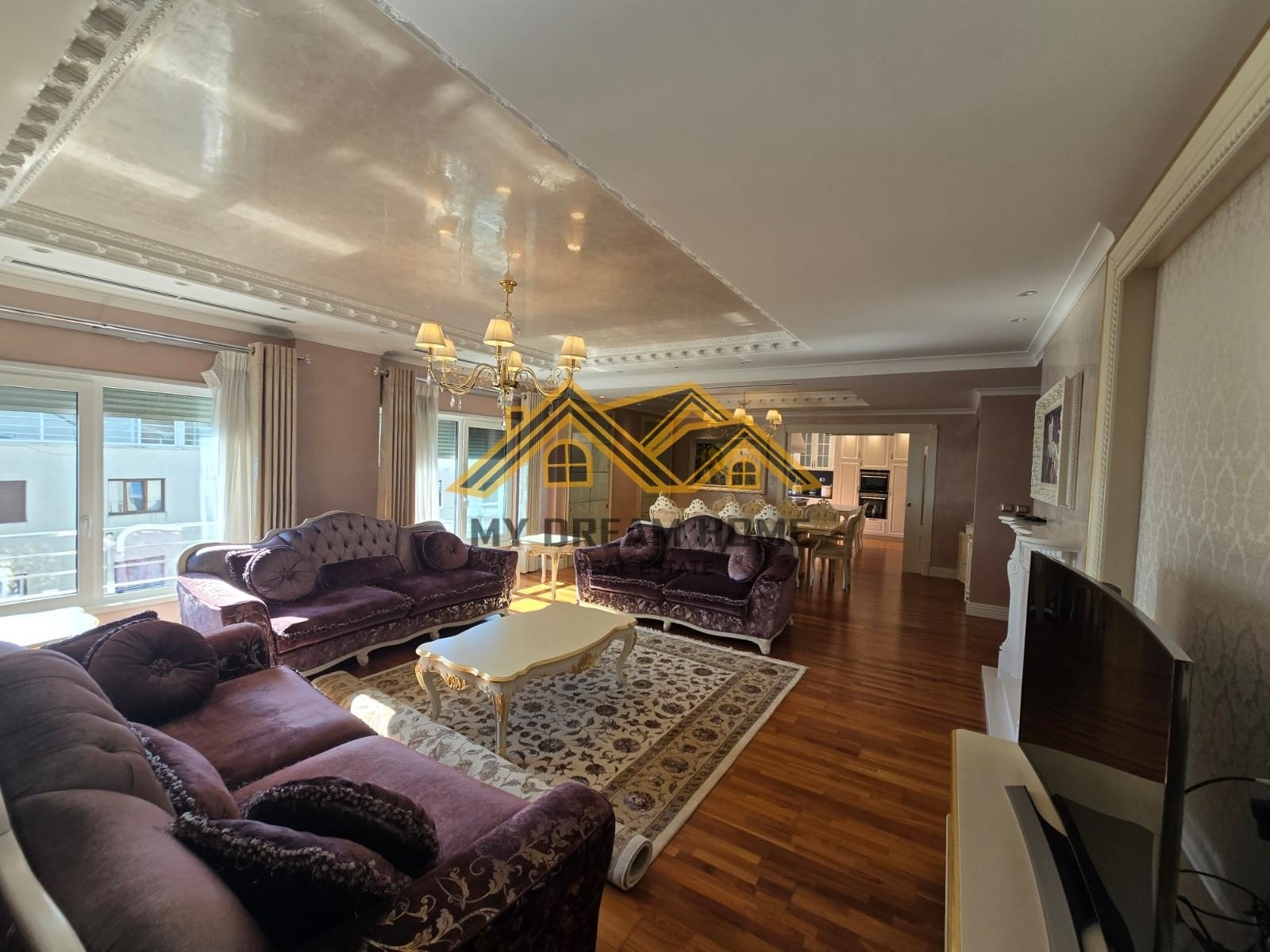 LUXURY APARTAMENT VOLLGA DURRES