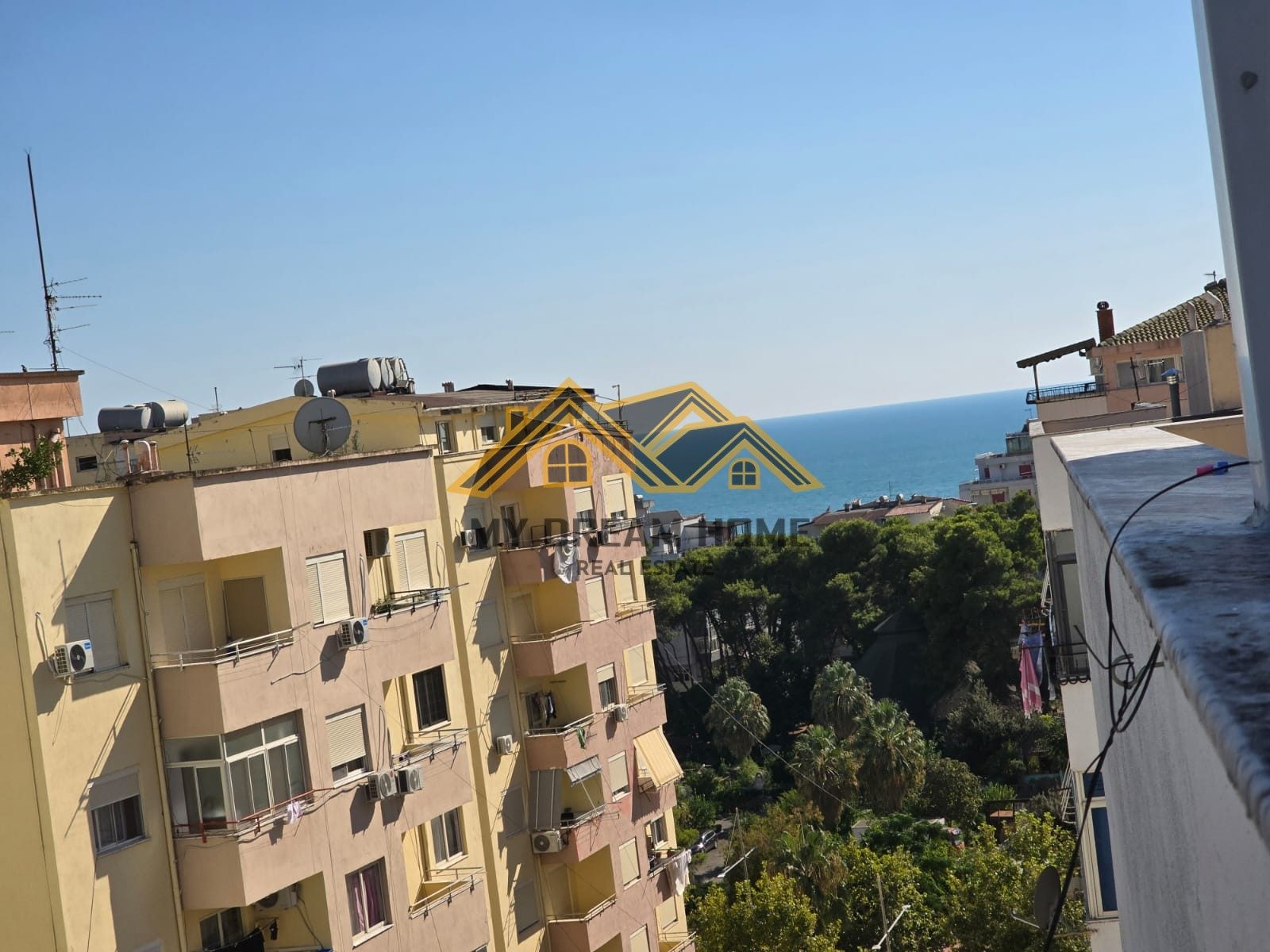 SHITET APARTAMENT 2+1 ME PAMJE DETI NE PLAZH ILIRIA!