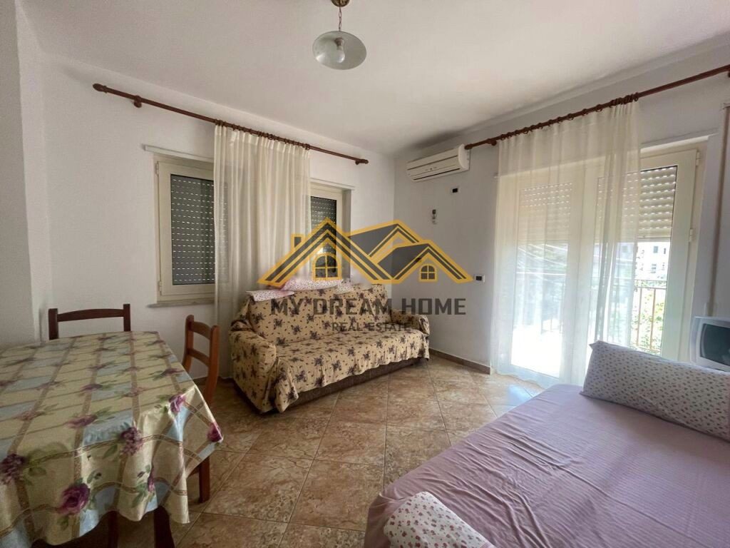 SHITET APARTAMENT 1+1 NE PLAZH RROTA E KUQE ! 3