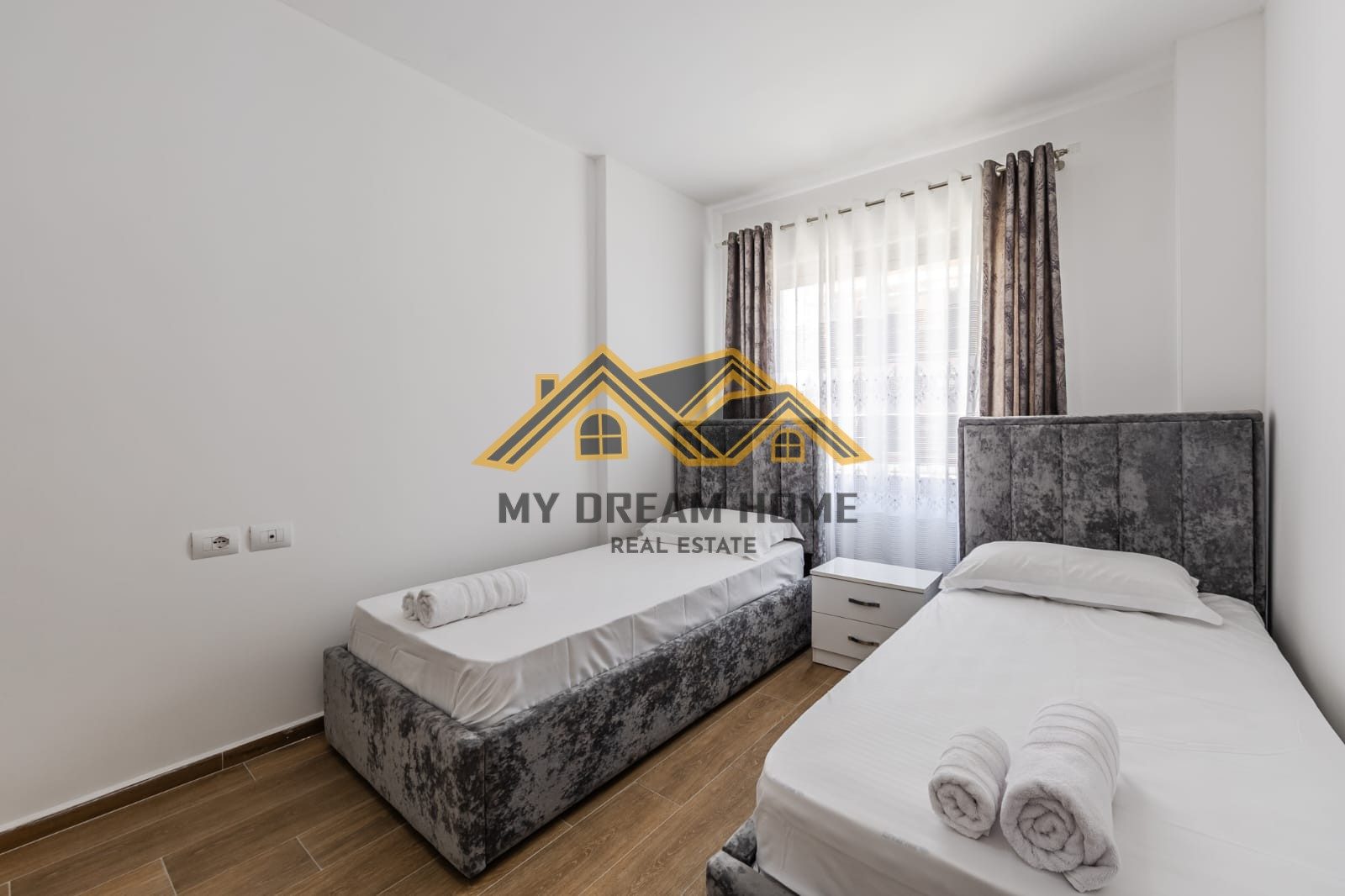 SHITET SUPER APARTAMENT NE GOLEM!