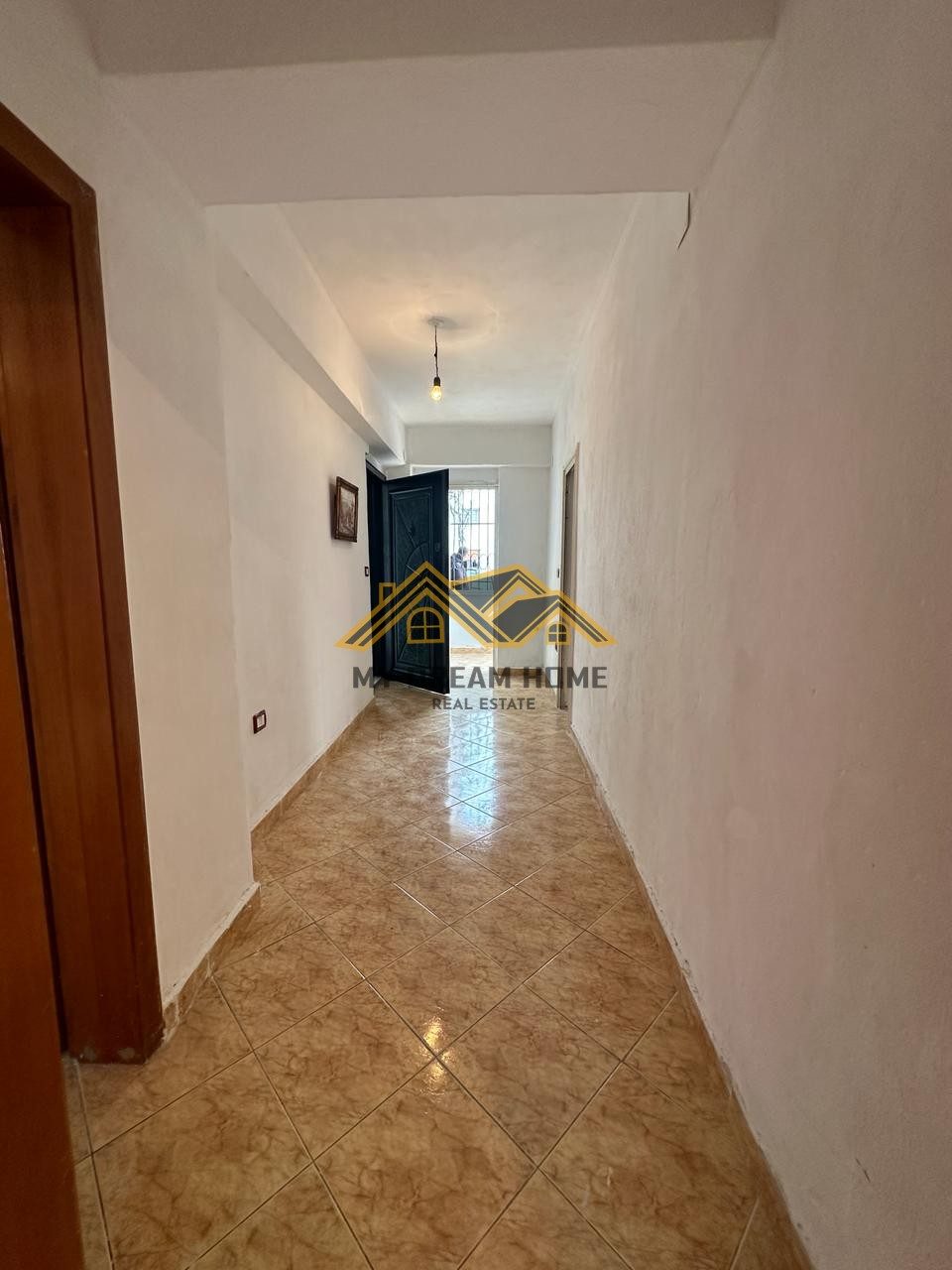SHITET APARTAMENT 1+1 TEK STADIUMI DURRES! 2
