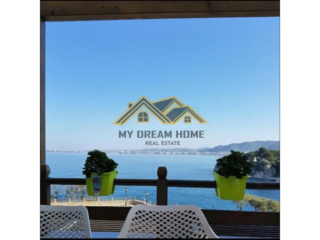 VLORE- AQUAMARINE RESIDENCE: SHESIM APARTAMENT ME PAMJE NGA DETI