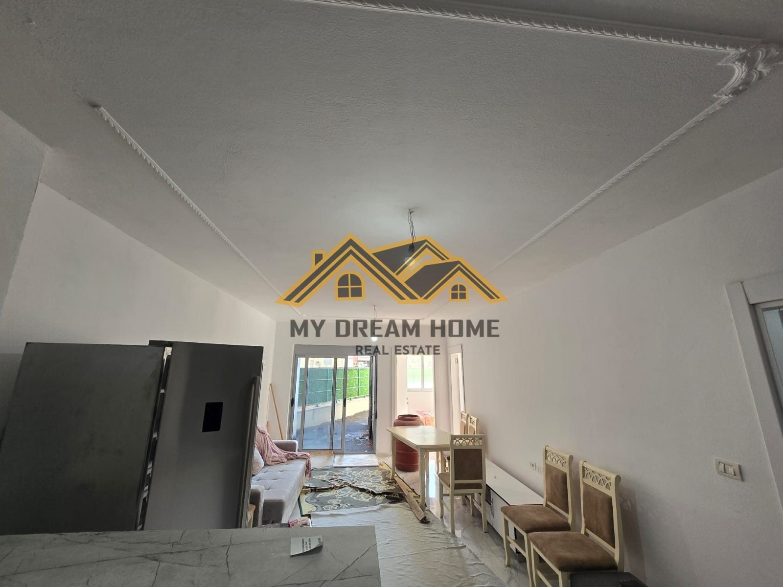 SHITET APARTAMENT 2+1 QENDER DURRES