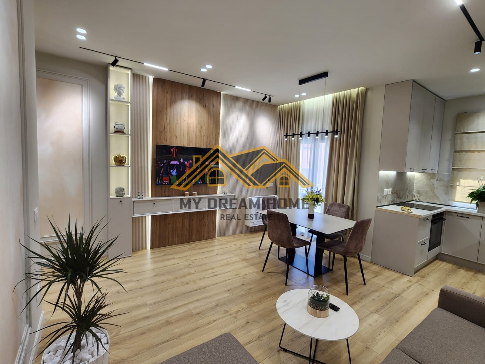 Apartament 1+1 Në Shitje në Plazh Durrës 2