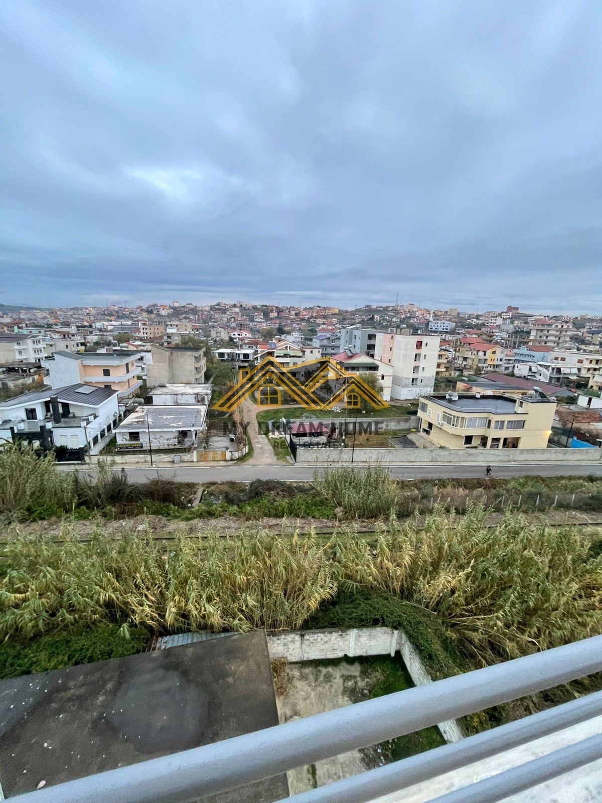 SHITET APARTAMENT 2+1 PLAZH ILIRIA DURRES! 3