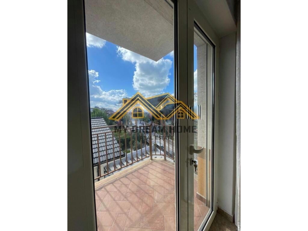 SHITET APARTAMENT 1+1 NE PLAZH RROTA KUQE!!