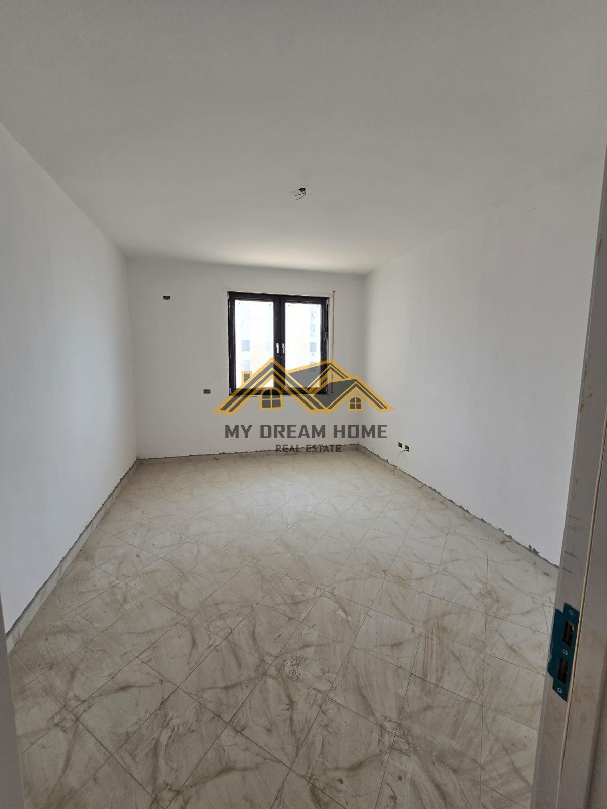 Apartament 2+1+2 per Shitje ne Vollga,Durres 3