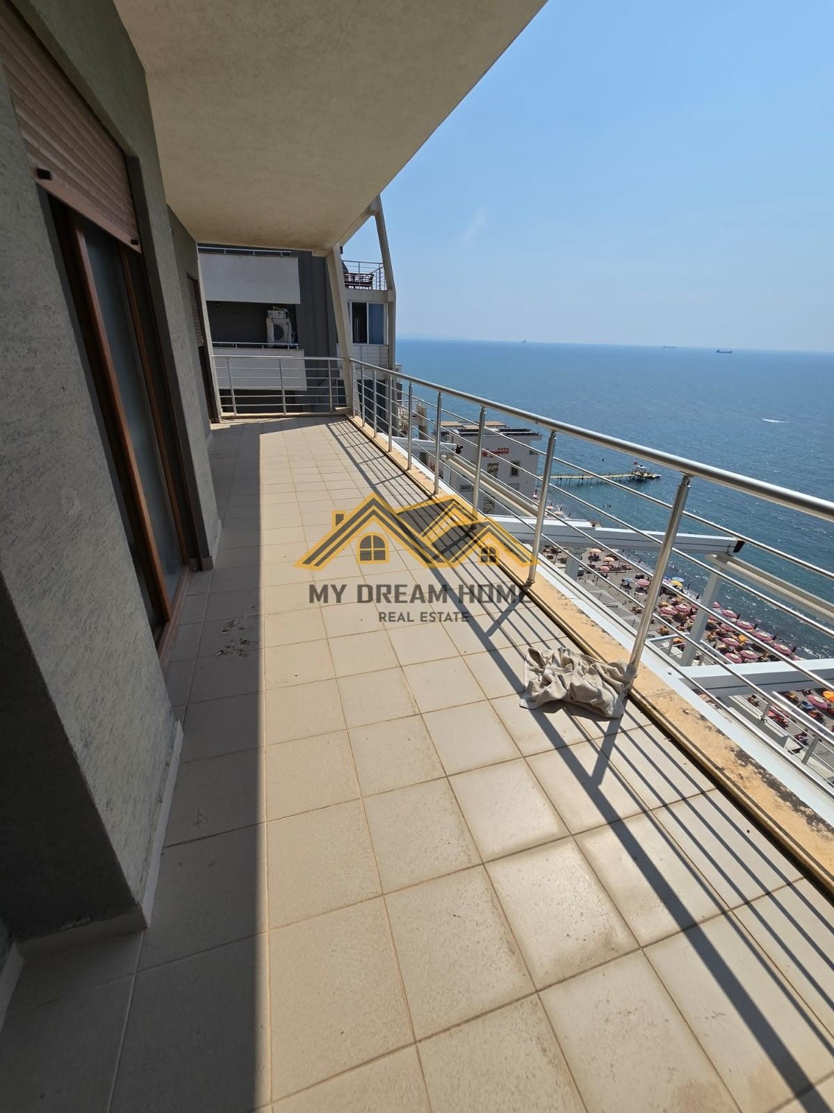 Shitet apartament Apartament 3+1+2 në Vollga, Durrës!