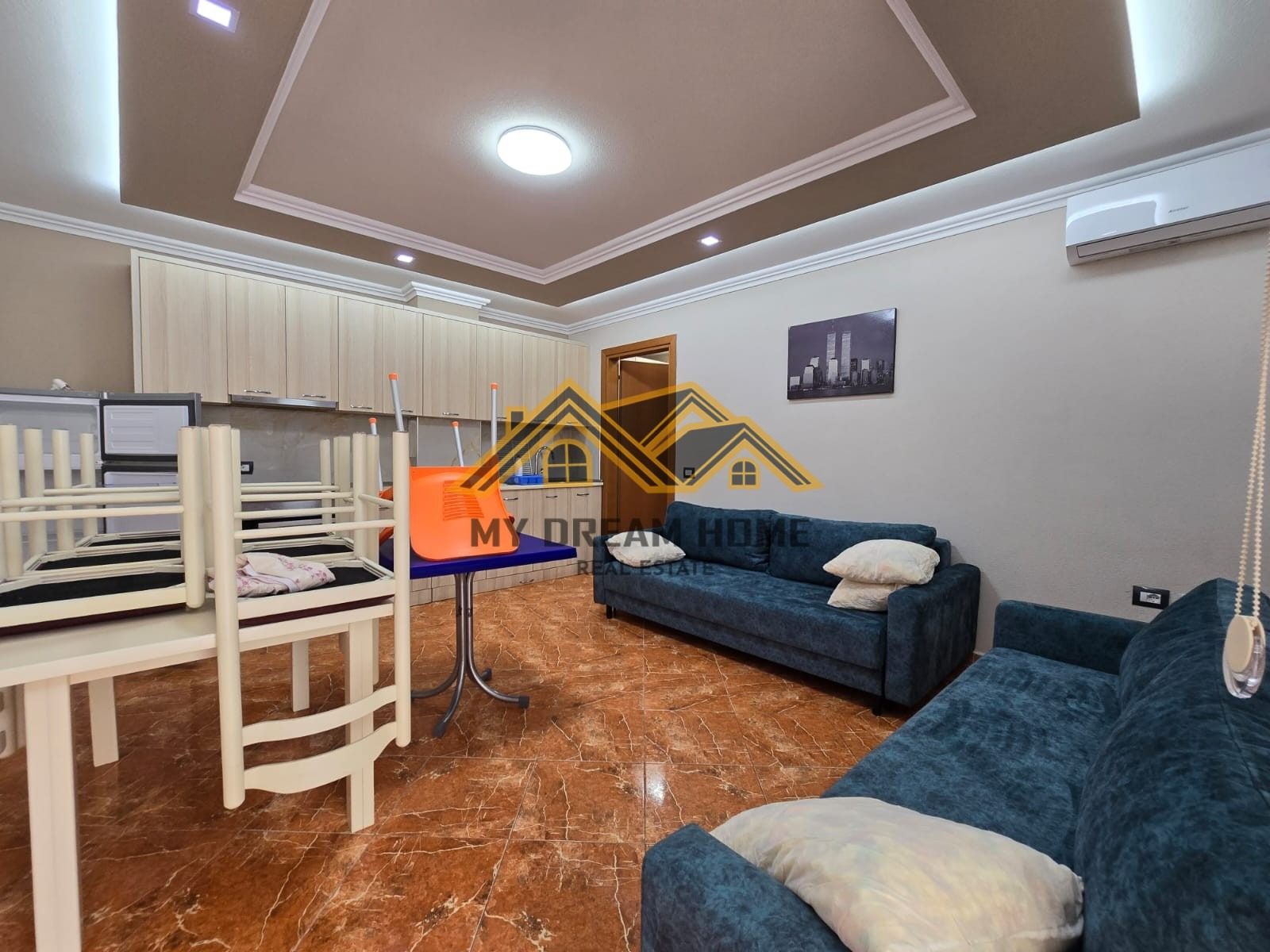 SHITET APARTAMENT 1+1 GOLEM.
