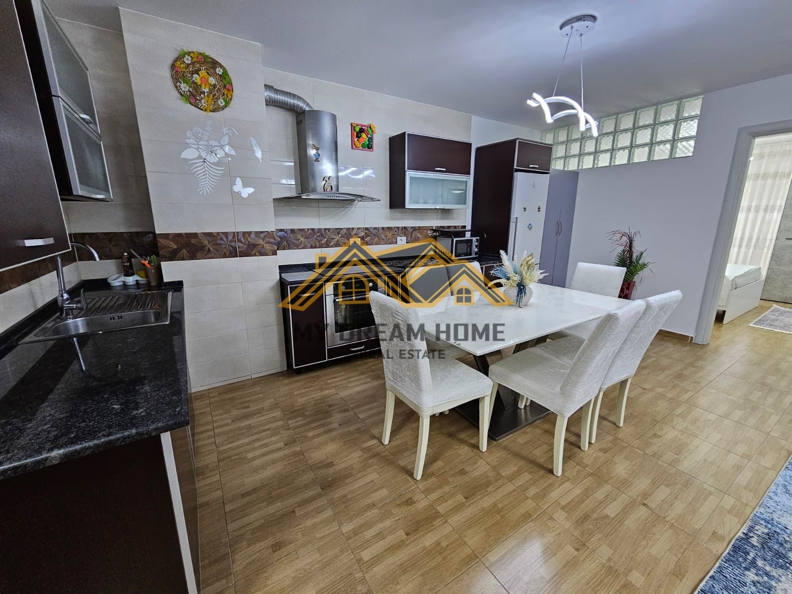 SHITET APARTAMENT 2+1 NE VOLLGA, DURRES! 4