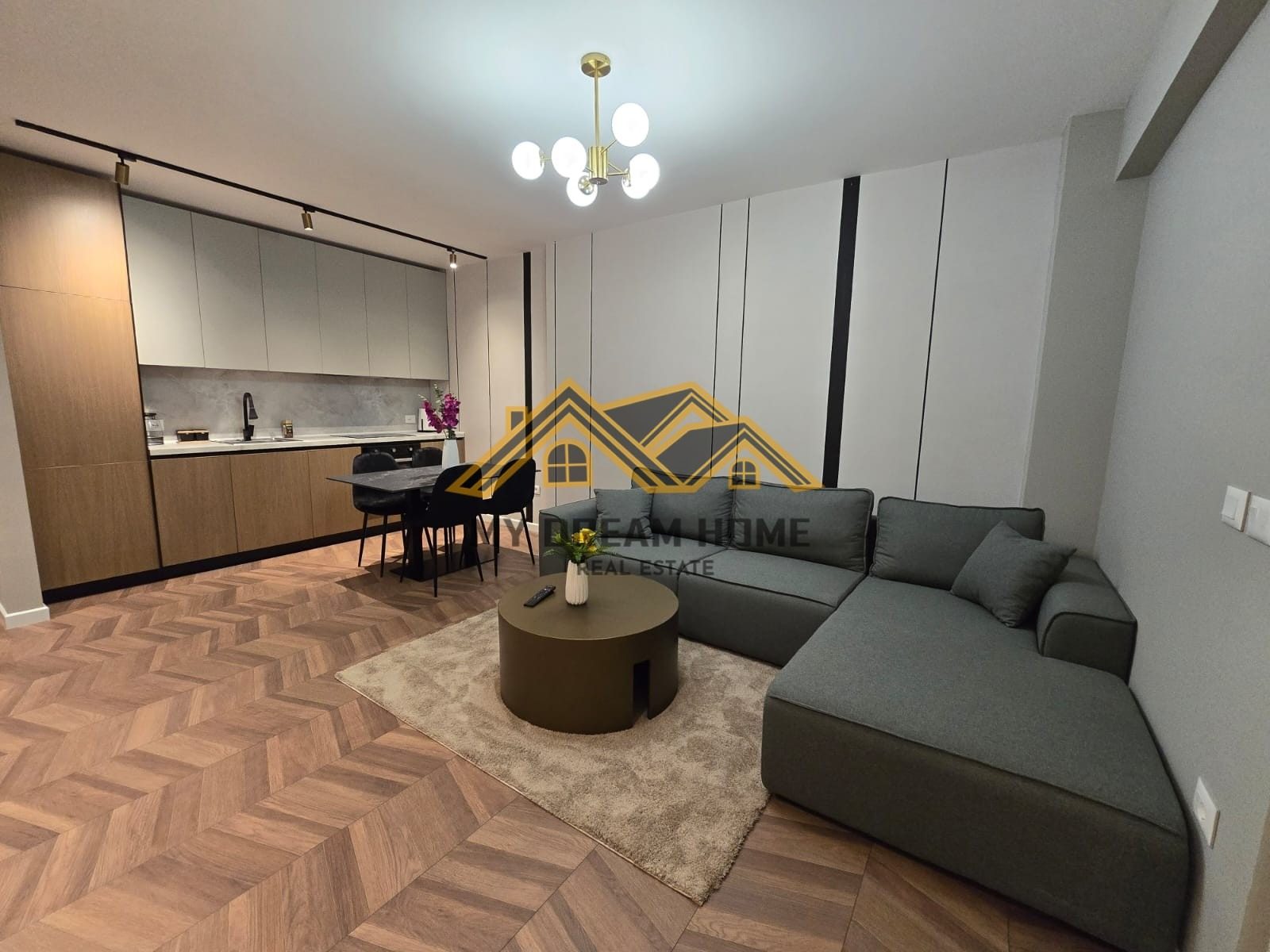 SHITET APARTAMENT 1+1 PLAZH TEK HOTEL ADRIATIK! 4
