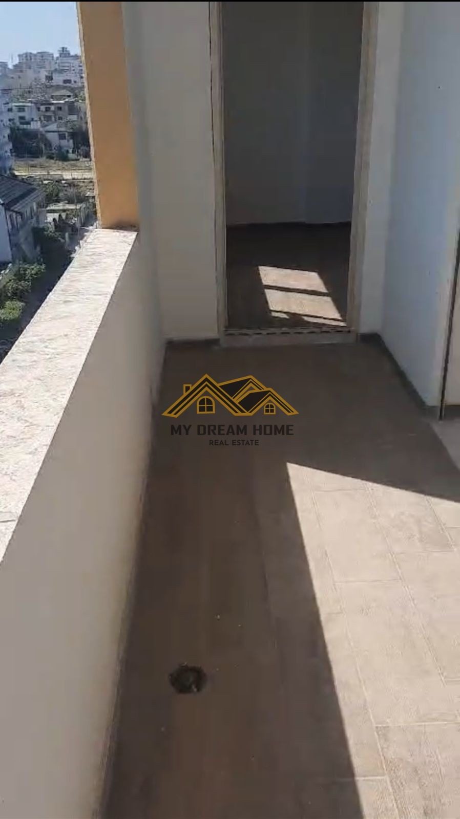 Apartament 2+1 per shitje në Rrugen Aleksander Goga. 2