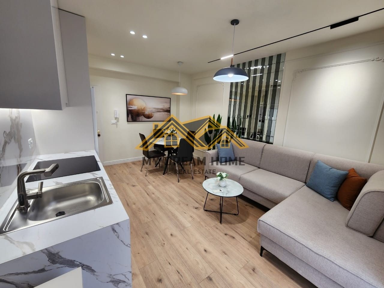 SHITET APARTAMENT 1+1 PAMJE DETI PLAZH ILIRIA! 2