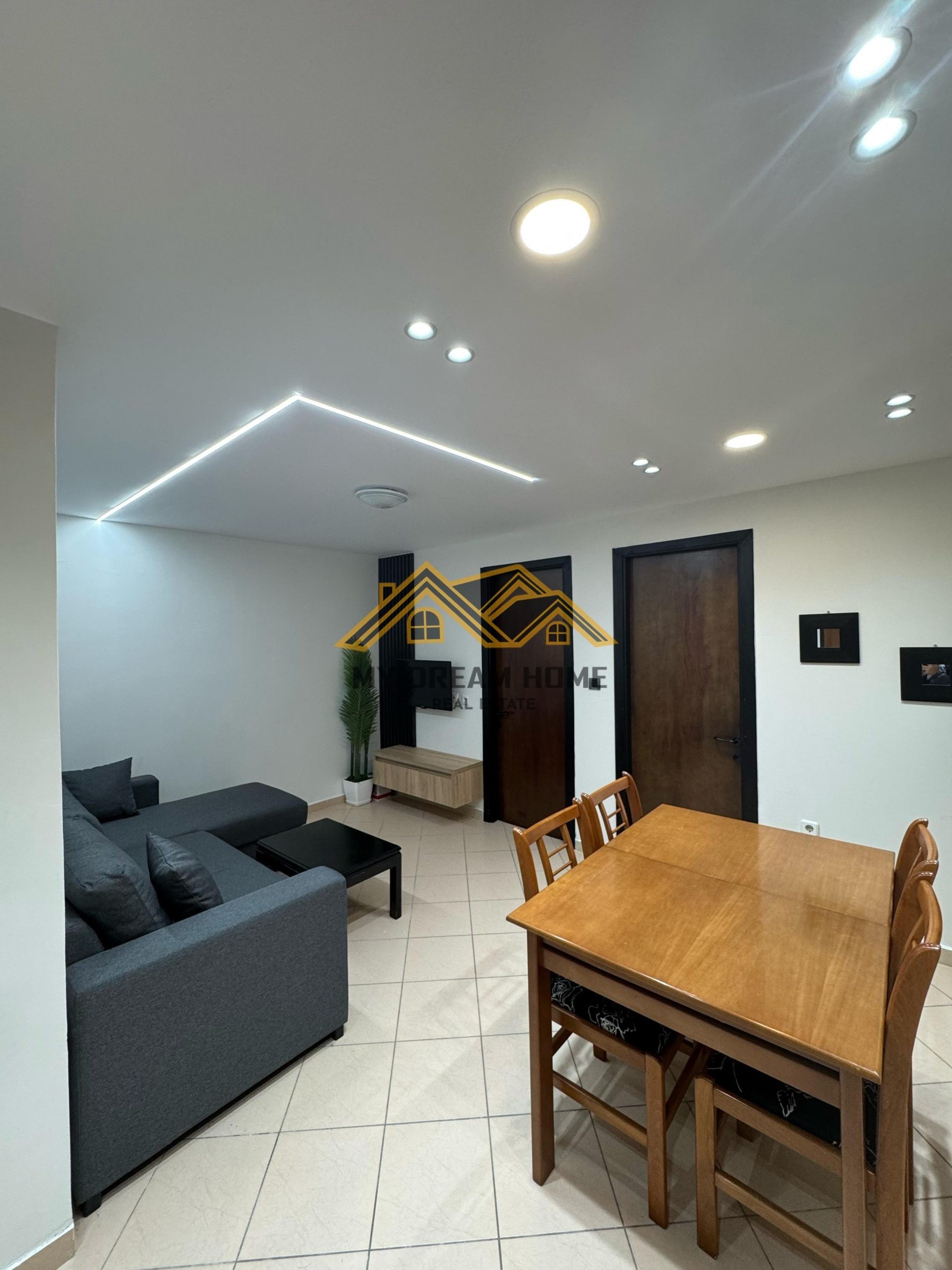 SHITET APARTAMENT ADAPTUAR NE 2+1 PLAZH HEKURUDHA 4