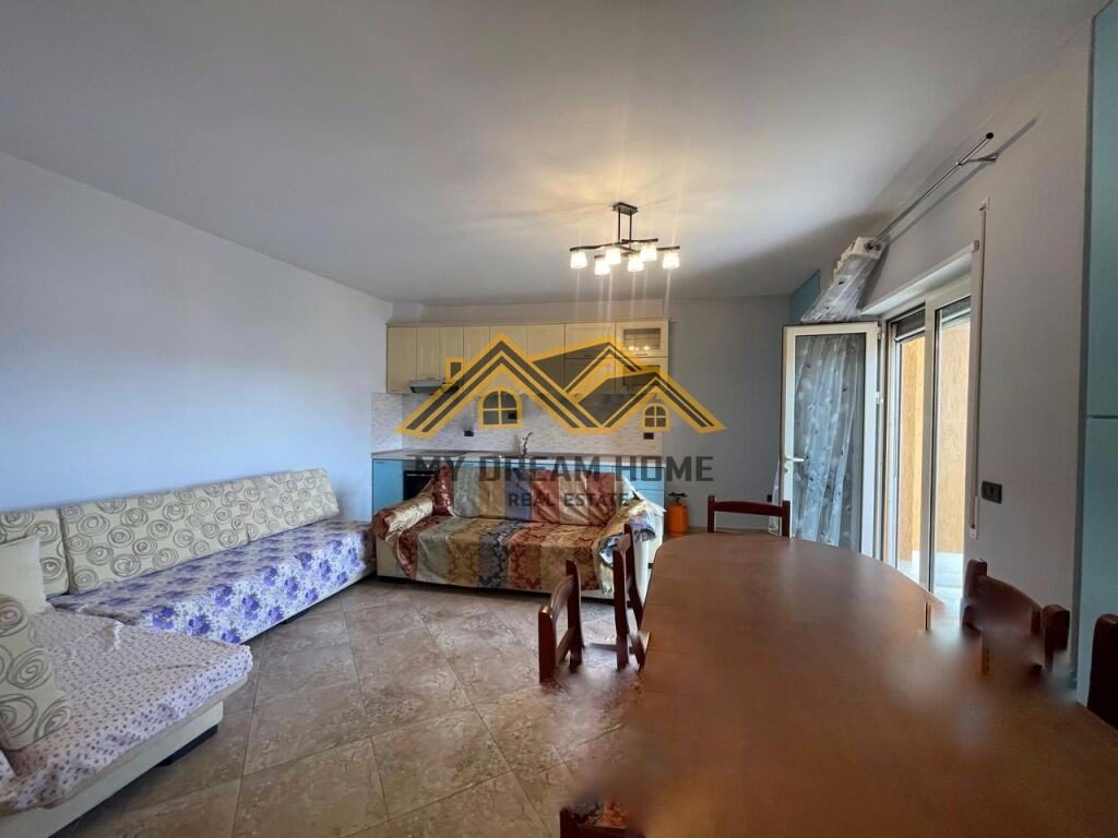 SHITET APARTAMENT 2+1 ,NE PLAZH RROTA E KUQE ! 2