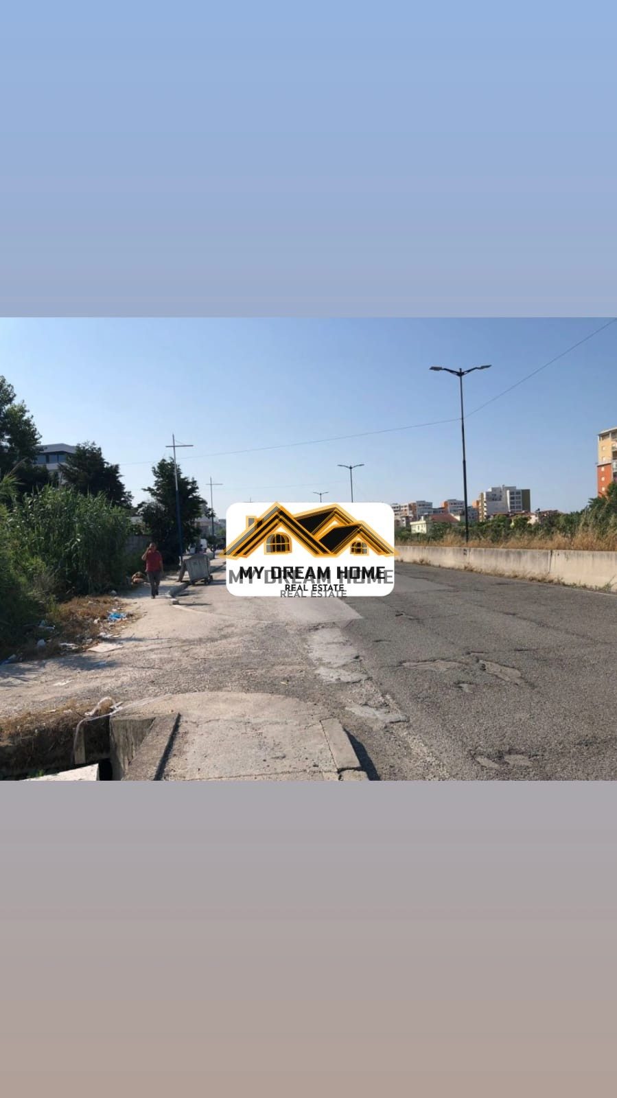 SHITET KAPANON ME 730M2 TOKE DHE 170M2 NDERTIM BUZE RRUGE UNAZES NE PLEPA!