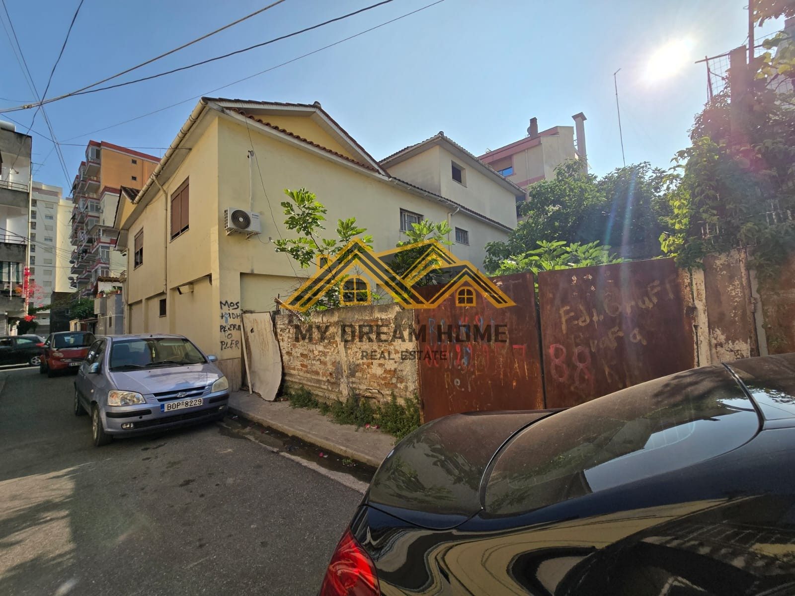 Shitet Truall Plus Ndertes e Rrenuar Tek Kazazi Durres 4