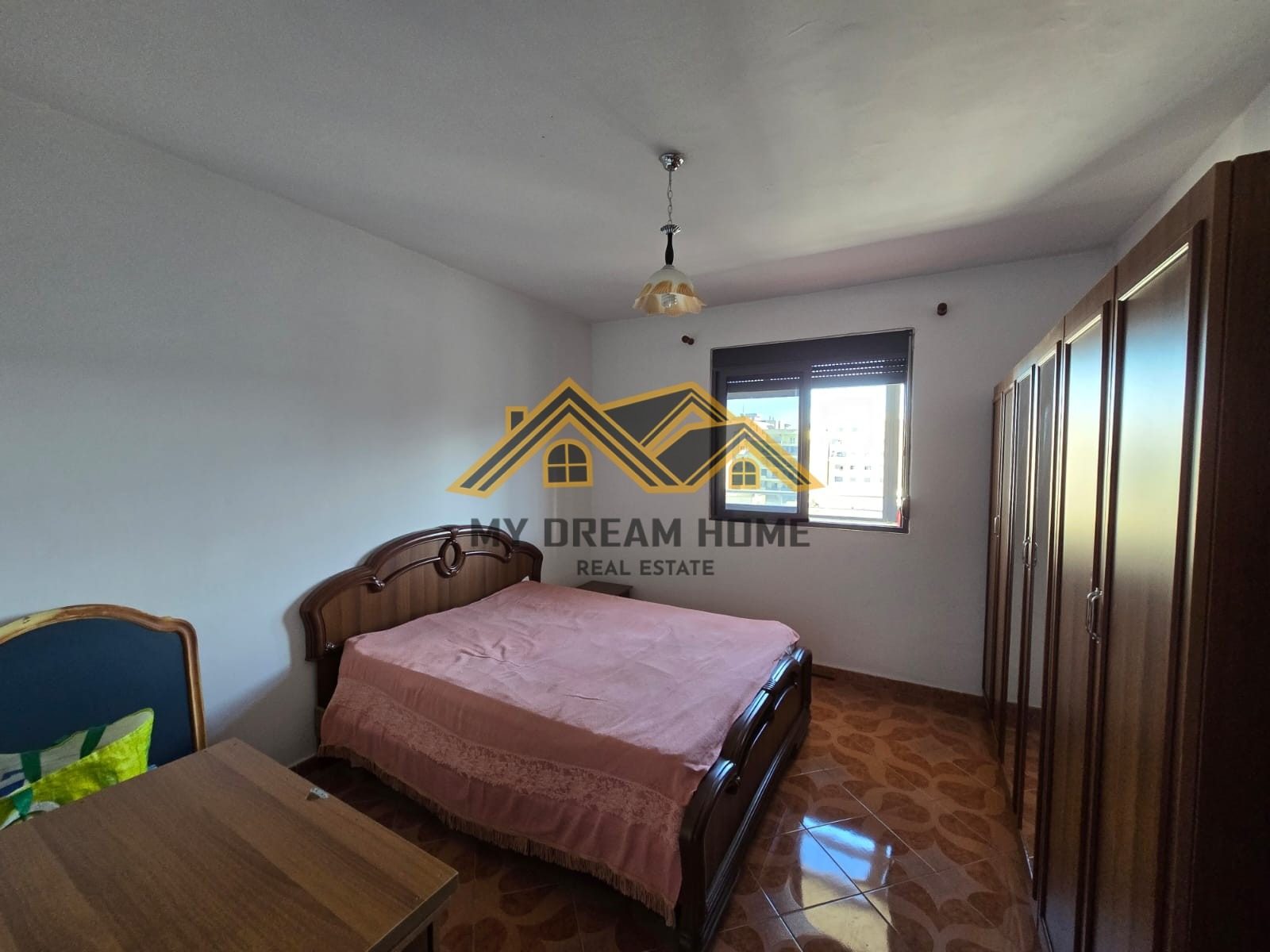 SHITET APARTAMENT 2+1+2 TEK STADIUMIT DURRES! 2
