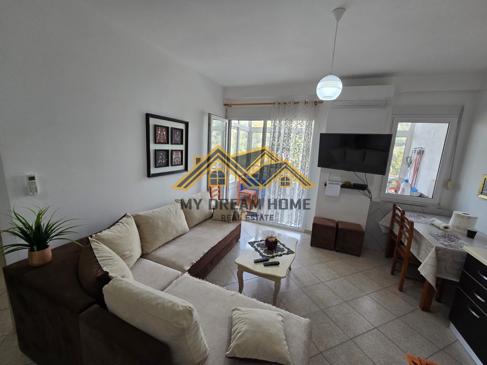 SHITET APARTAMENT 1+1 TE SHKEMBI KAVAJES! 2