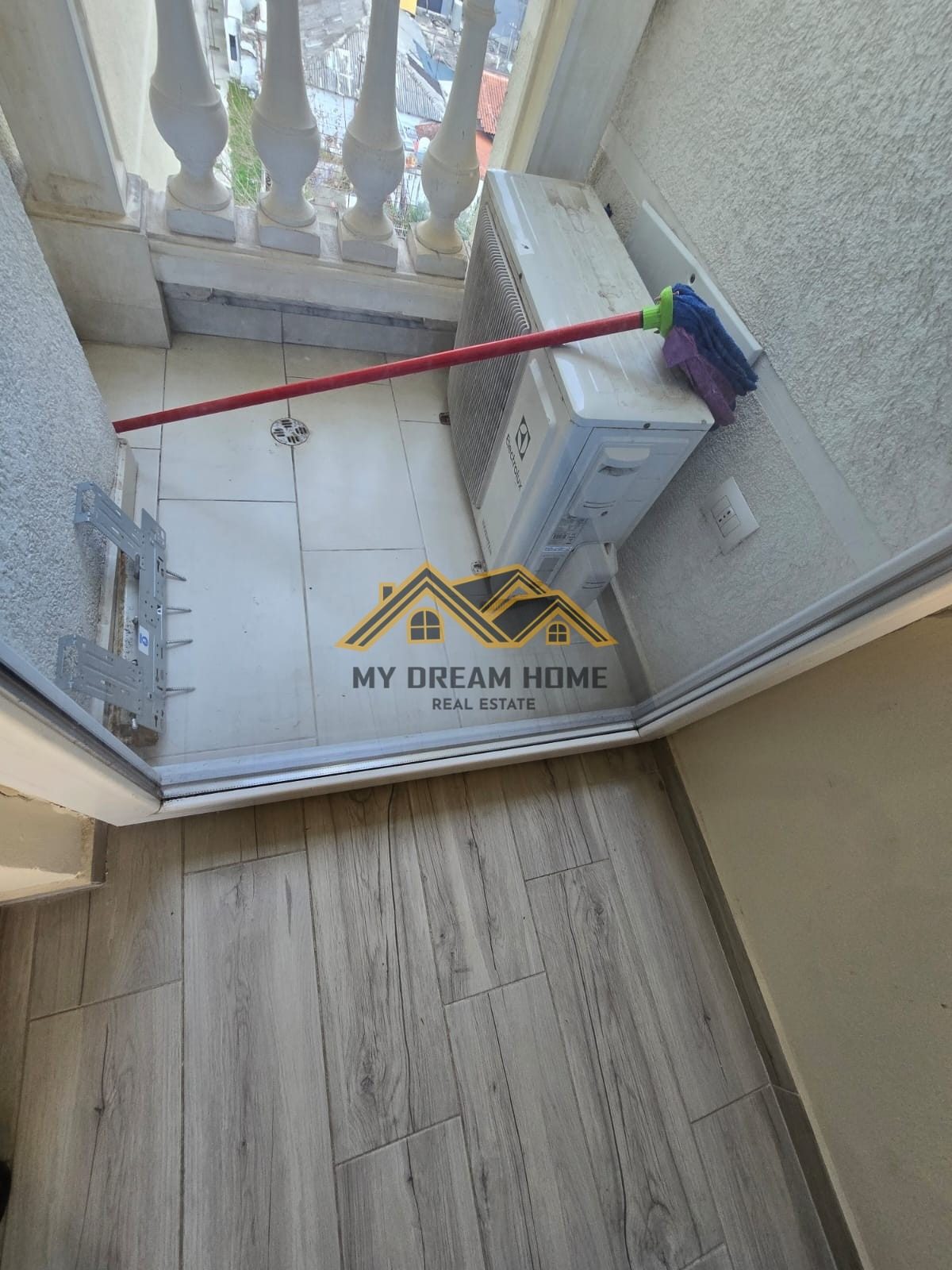 SHITET APARTAMENT 2+1+2 DETI TEK RROTA E KUQE! 2