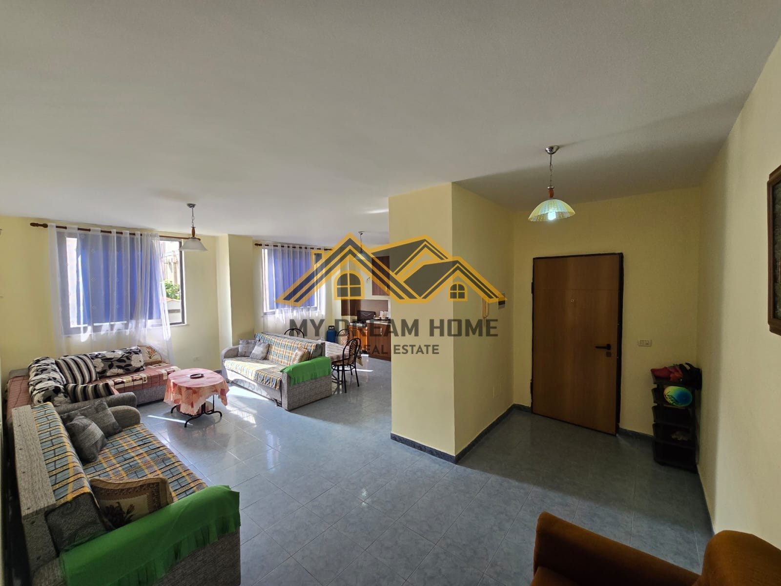 SHITET APARTAMENT AFER VILA KORAL!