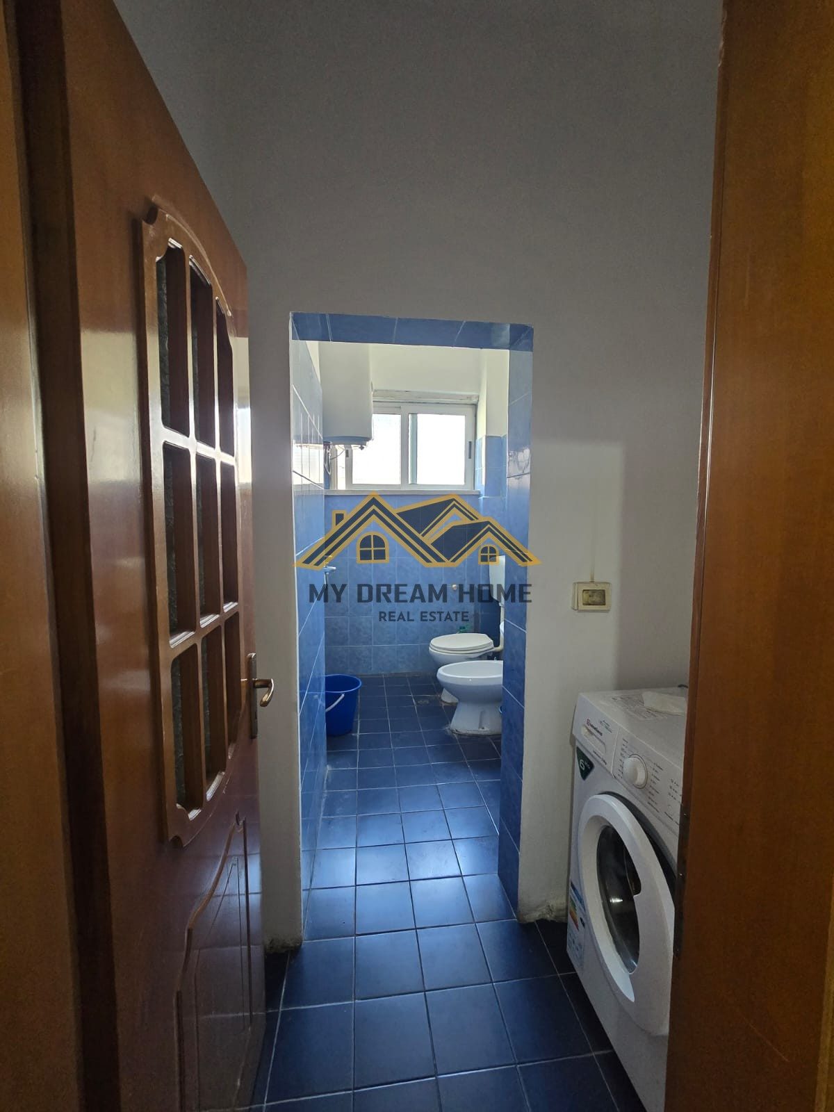 SHITET APARTAMENT 1+1 TEK GJYKATA DURRES 2