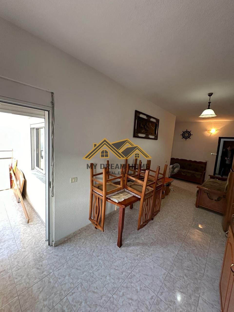 SHITET APARTAMENT 1+1 NE ILIRIA PLAZH,DURRES!