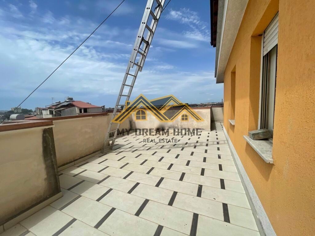 SHITET APARTAMENT 2+1 ,NE PLAZH RROTA E KUQE !