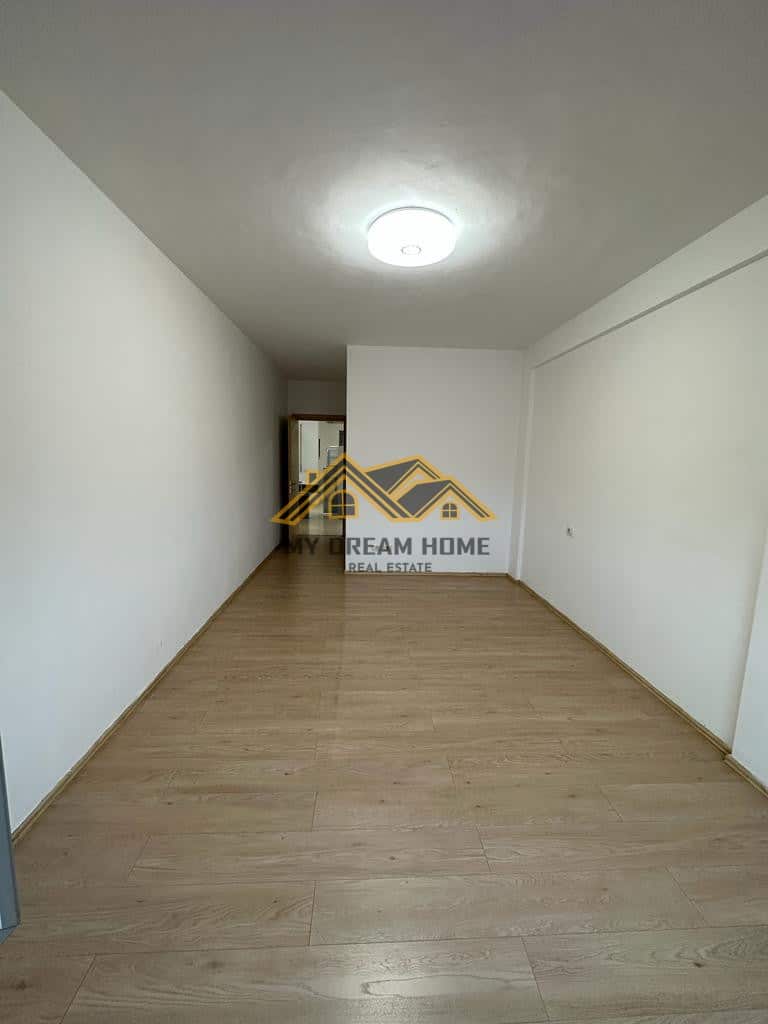 SHITET APARTAMENT 2+1+2 NE QENDER DURRESIT
