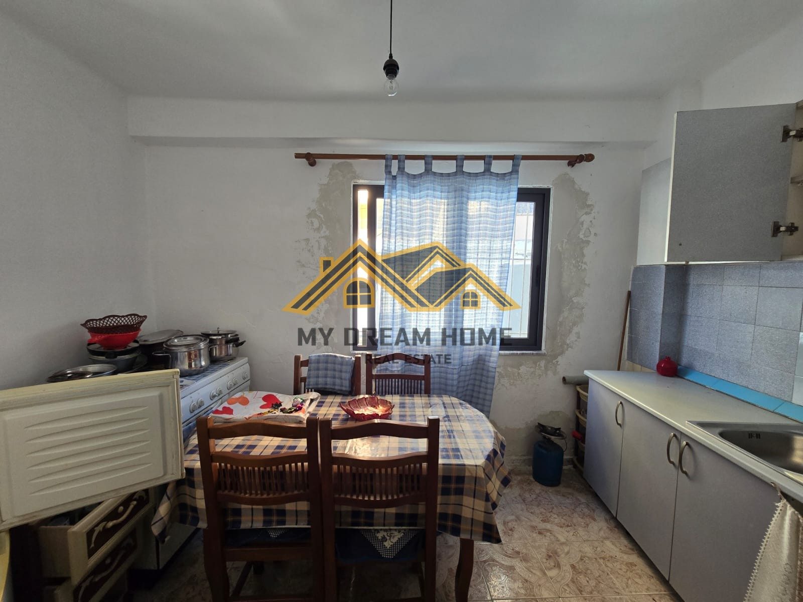 SHITET SHTEPI PRIVATE TEK GJYKATA ,DURRES ! 3