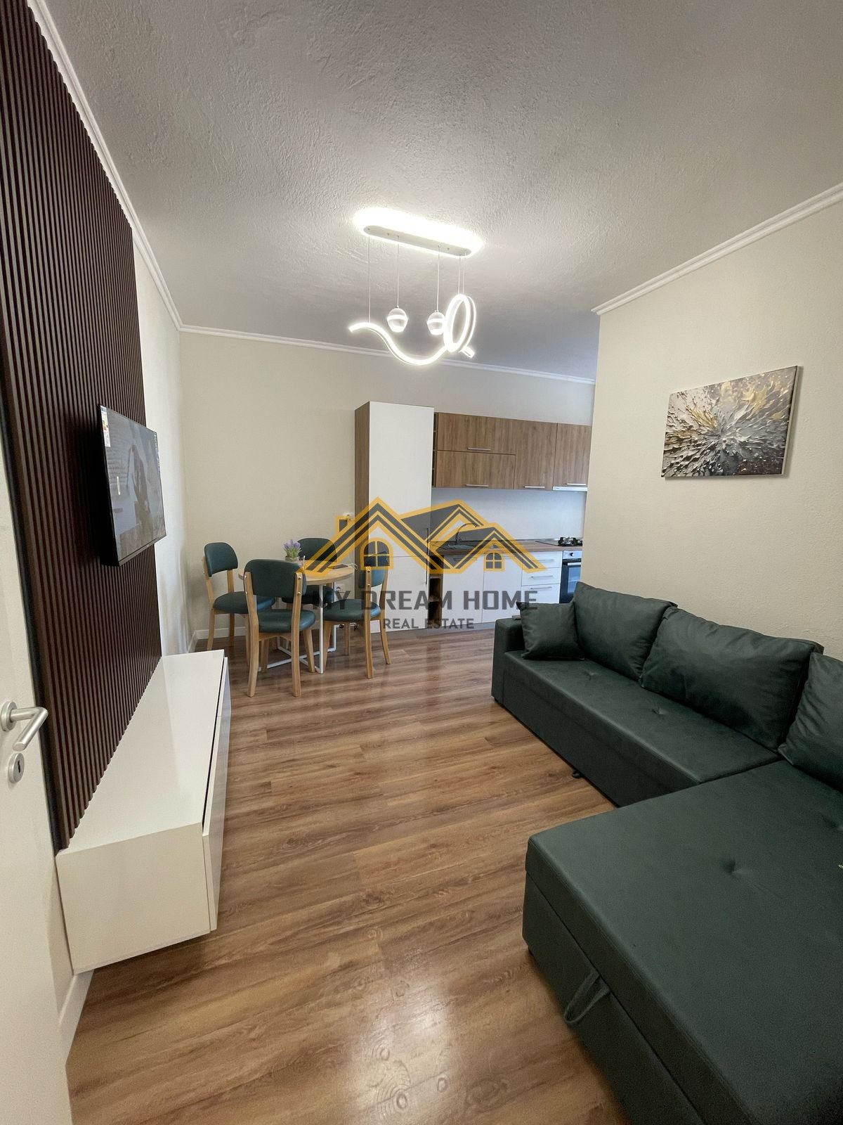 SHITET APARTAMENT 2+1 PLAZH ILIRIA DURRES!