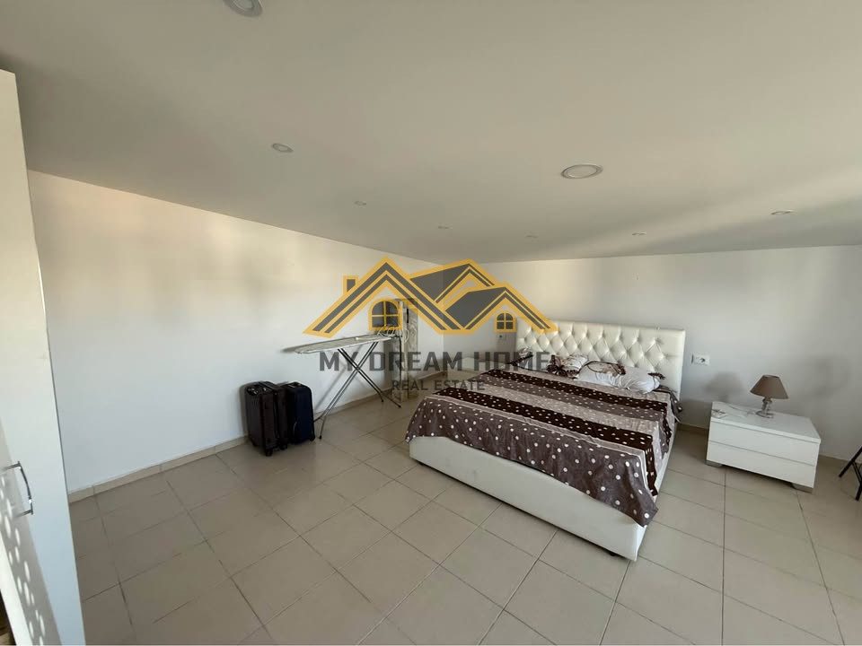APARTAMENT 3+1+VERANDE ME PAMJE DETI NE PLAZH, PER SHITJE ! 4