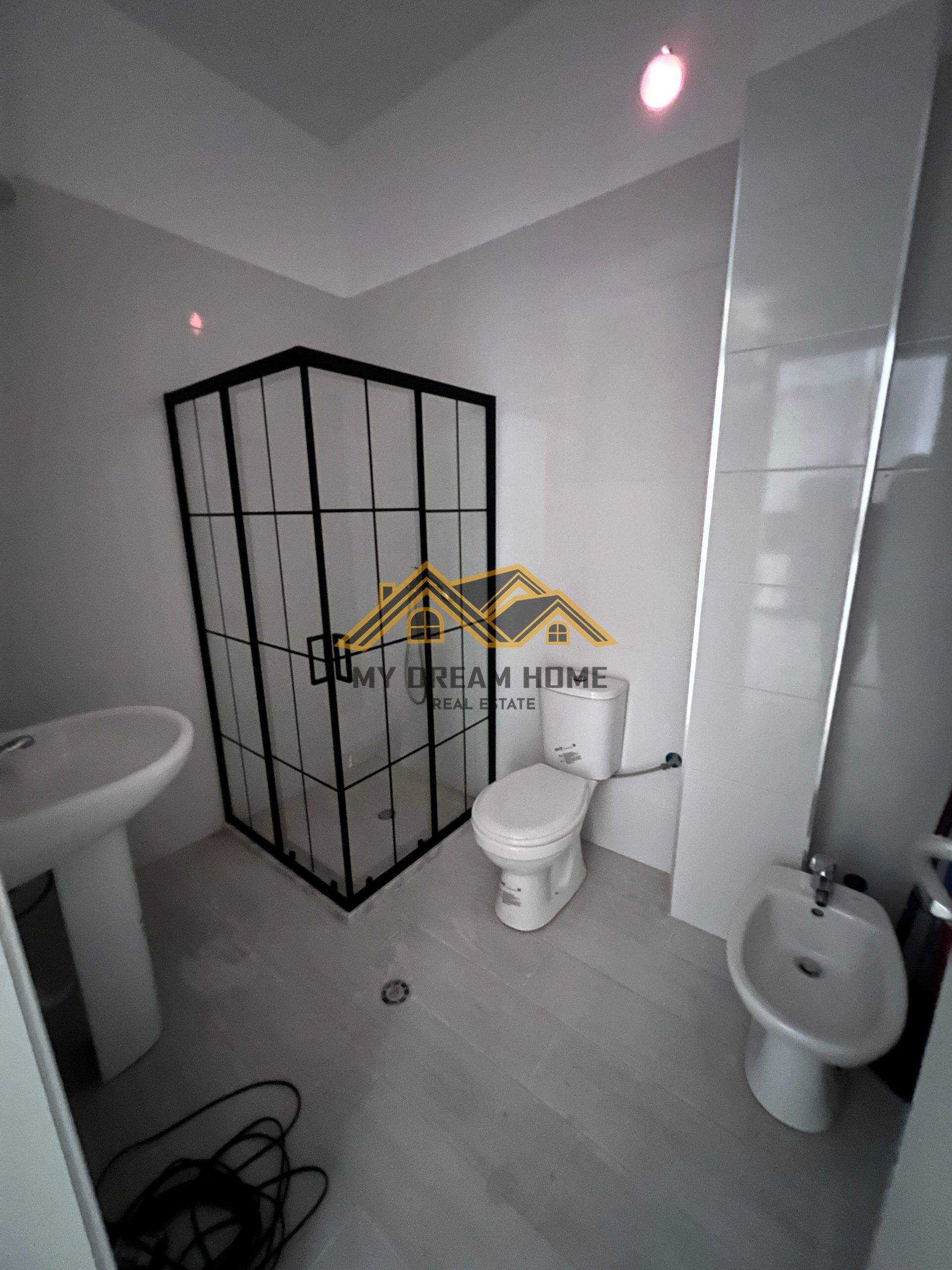 SHITET APARTAMENT 1+1 PLAZH ILIRIA, DURRES! 4