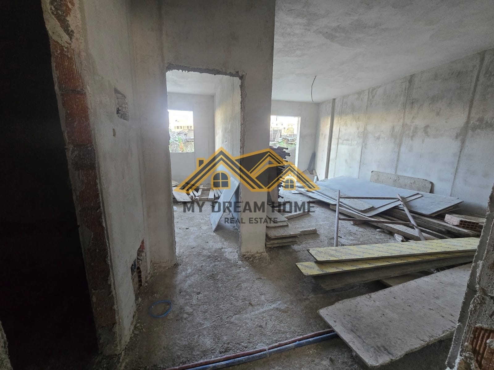SHITET APARTAMENT 1+1 ME OBORR NE REZIDENCEN E RE NE ,GOLEM! 3