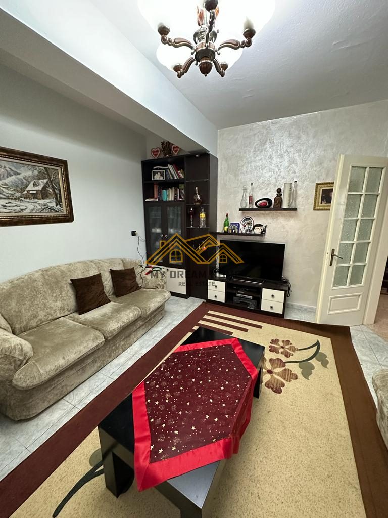 SHITET APARTAMENT 2+1+2 AFER SPITALIT, DURRES!
