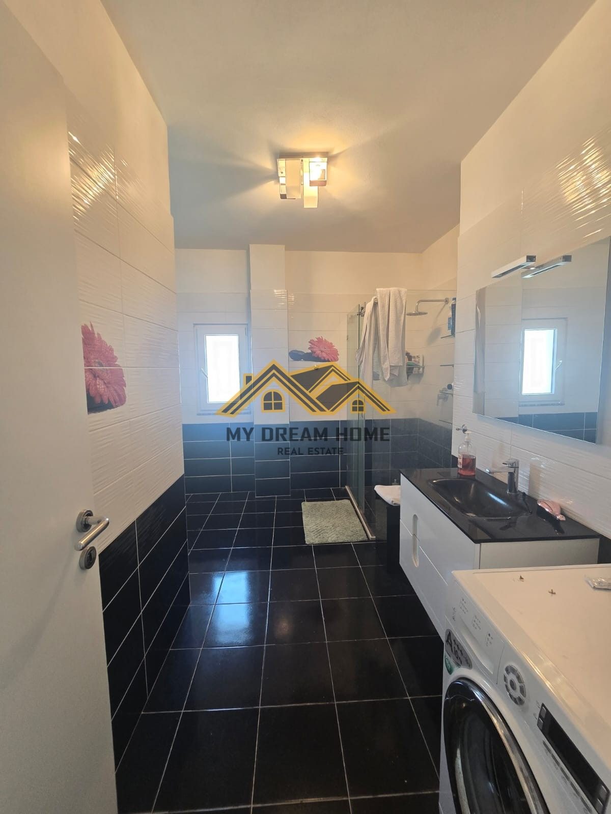 SHITET APARTAMENT 3+1+3 BALLKONE TEK SHKEMBI I KAVAJES, DURRES! 3