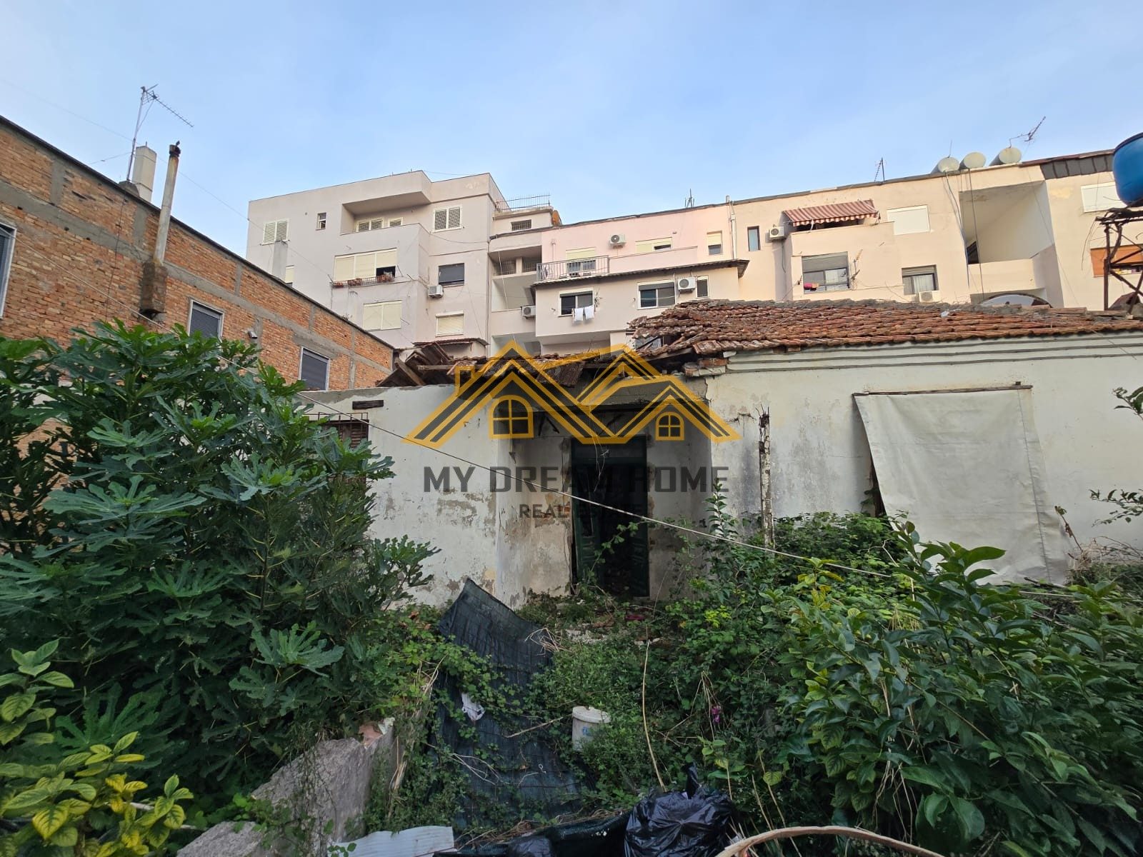 SHITET SHTËPI PRIVATE TEK KAZAZI, DURRËS 4