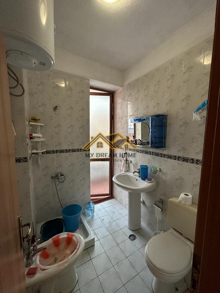 OKAZION! SHITET APARTAMENT 1+1 VIJE TE PARE ME DETI PLAZH DURRES 4