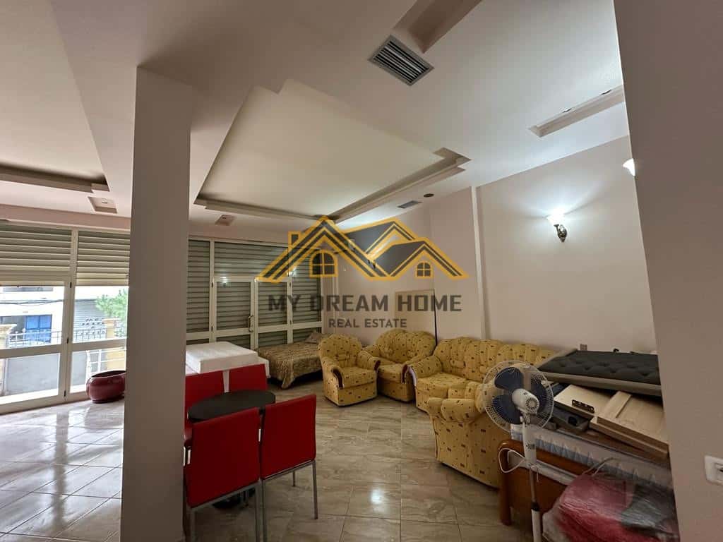 SHITET NJESI MUNDESI PER TA KTHYER NE APARTAMENTE TEK SHKEMBI KAVAJES !!