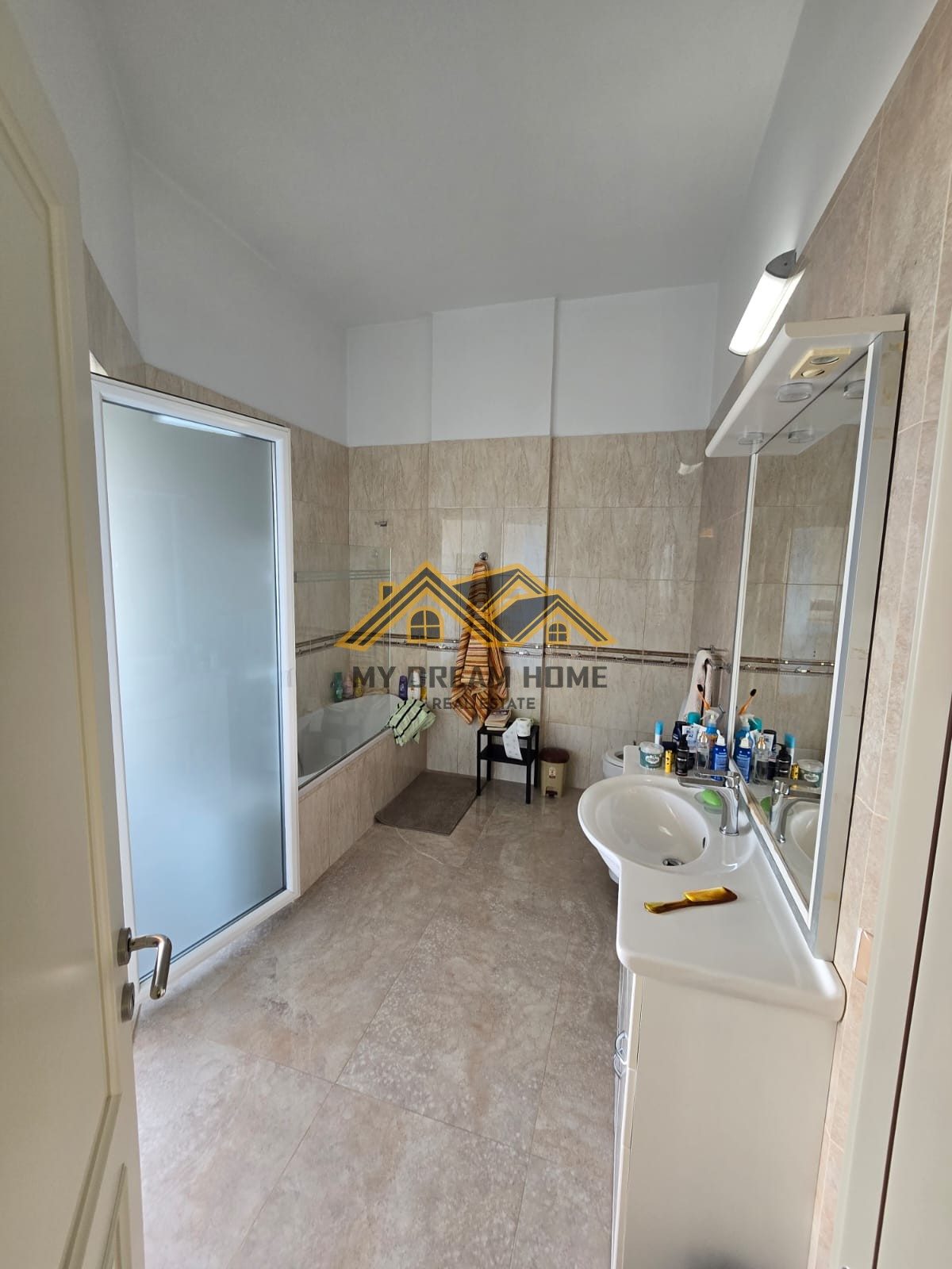 Shitet Penthouse Full me pamje nga deti ne zonen e Vollges. 4