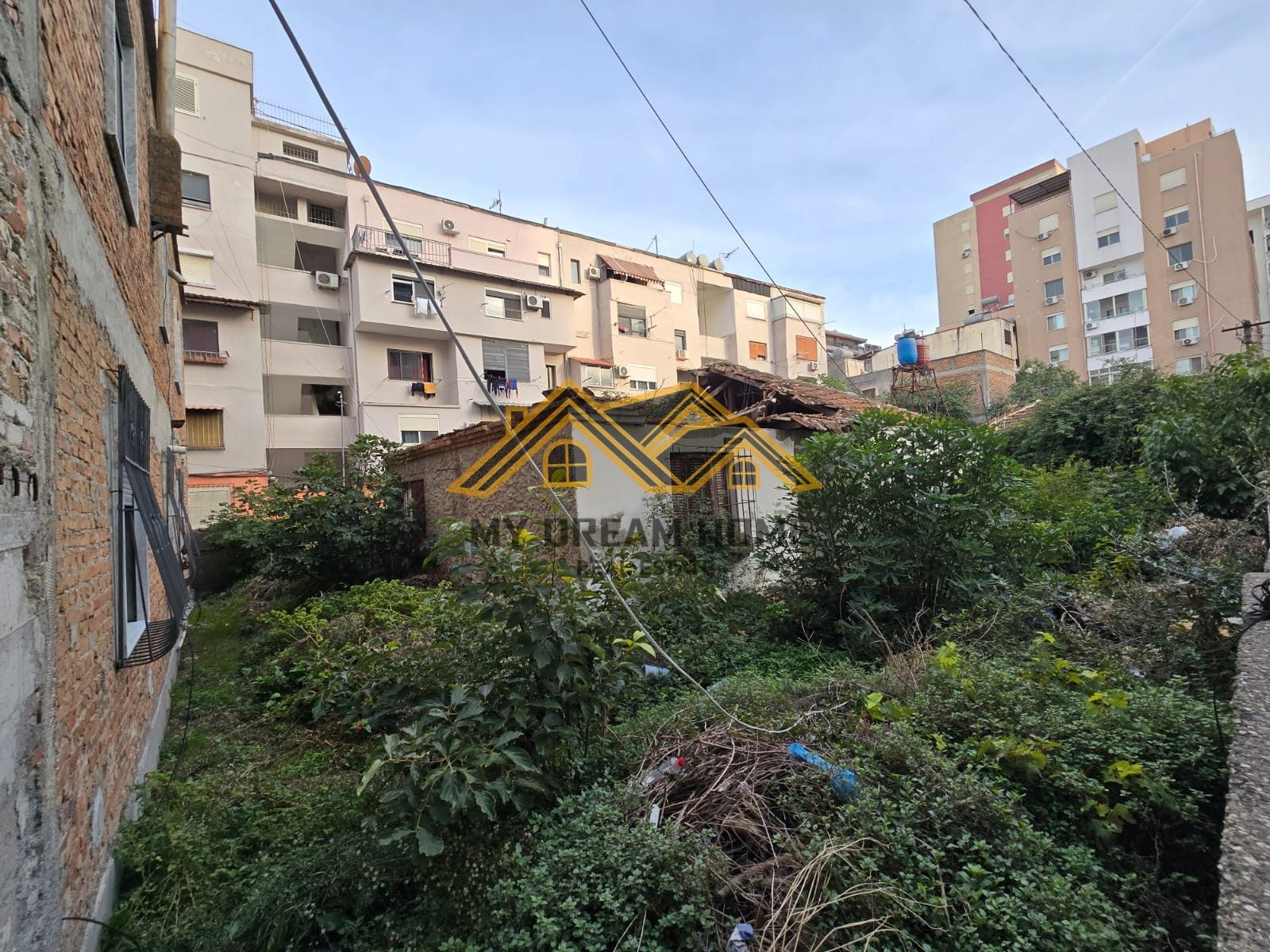 SHITET SHTËPI PRIVATE TEK KAZAZI, DURRËS 2