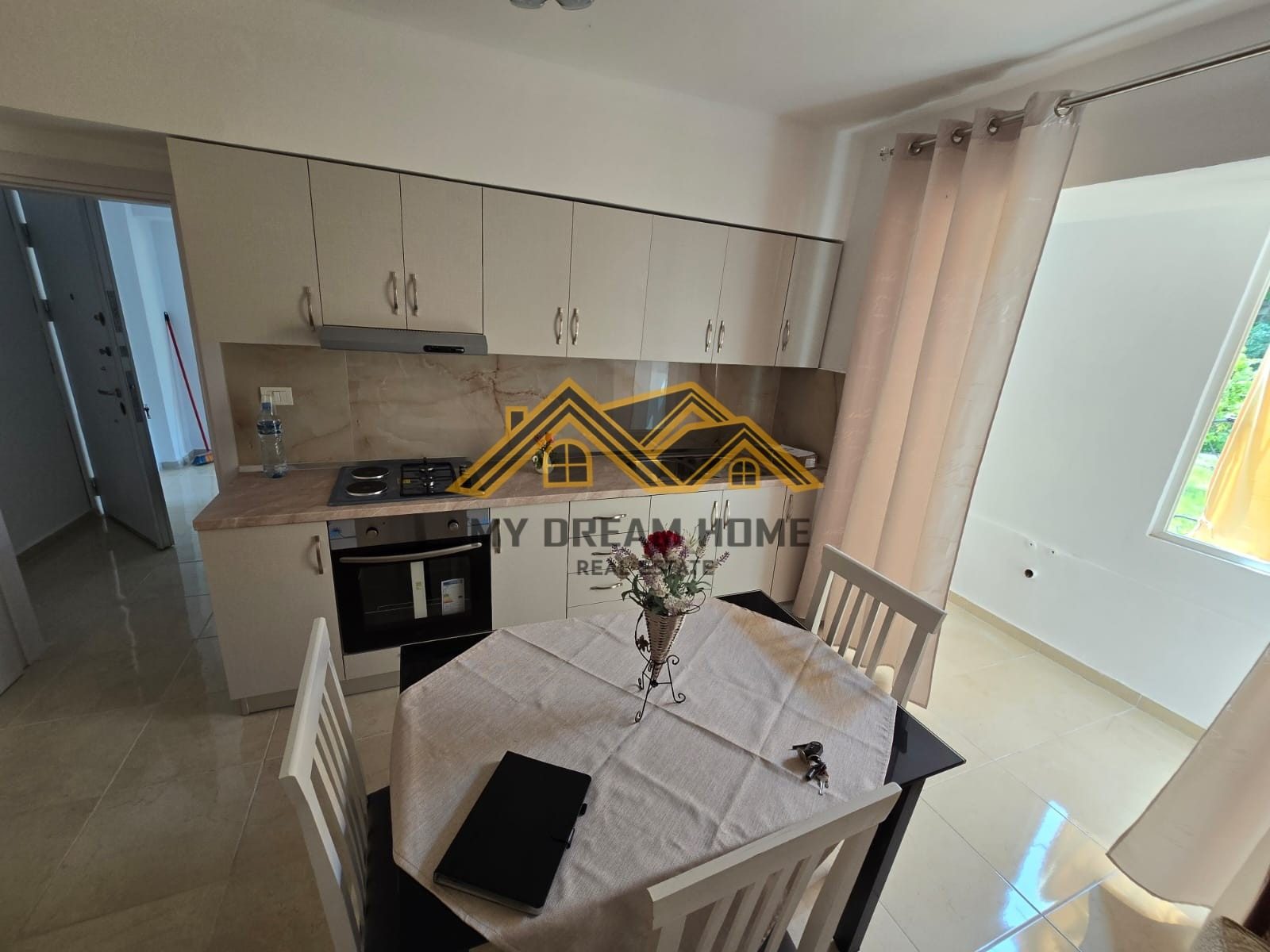 SHITET APARTAMENT 1+1 TEK CEZMA FERRES, DURRES !!!