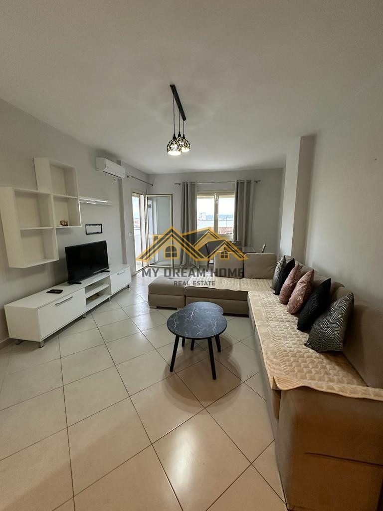 Apartament 1+1 per shitje në Rrugen Aleksander Goga. 4