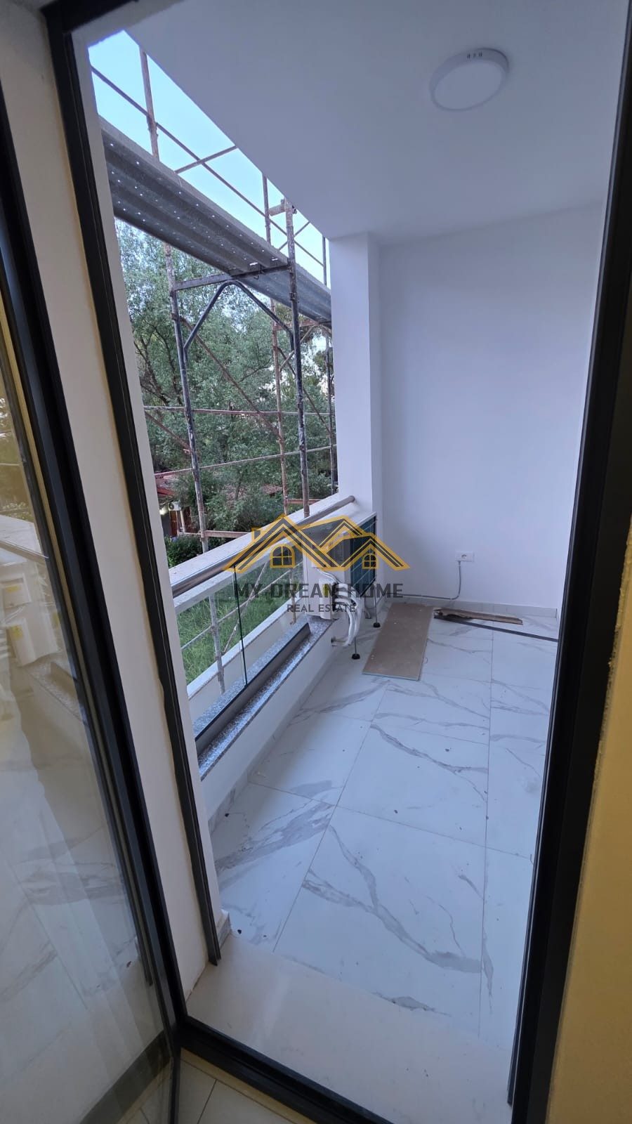 SHITET SUPER APARTAMENT NE GOLEM! 3