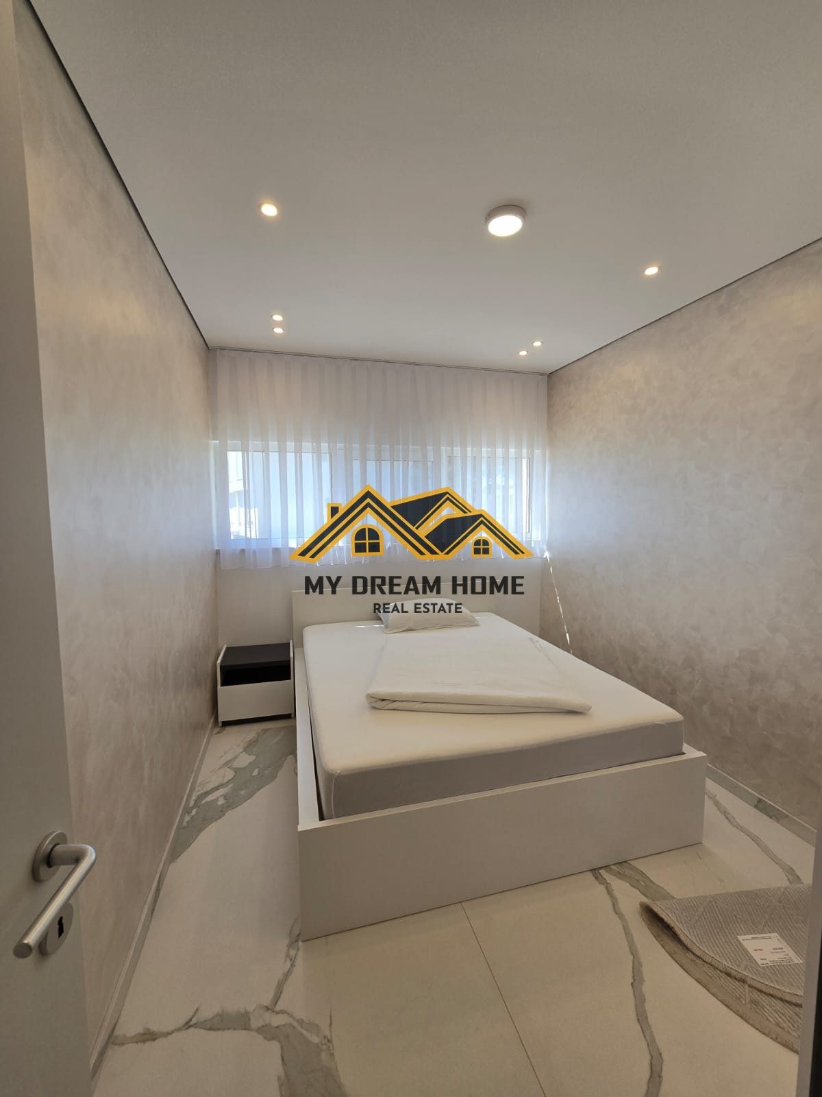 SHITET APARTAMENT 2+1 VIJE E PARE NGA VILAT NE GJIRIN E LALEZIT, NE KOMPLEKSIN SAN PIETRO! 3