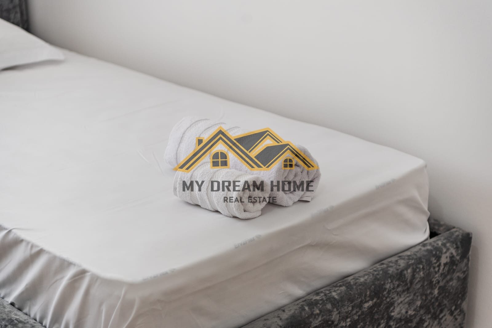 SHITET SUPER APARTAMENT NE GOLEM!