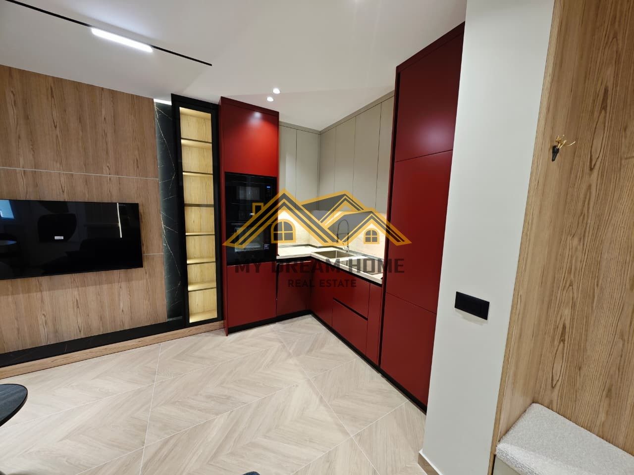 SUPER APARTAMENT 1+1 NE QENDER DURRES, PER SHITJE ! 4