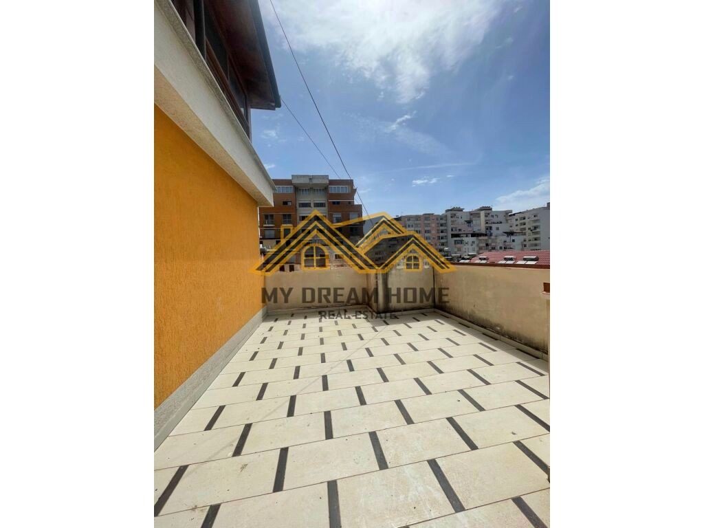 SHITET APARTAMENT 2+1 ,NE PLAZH RROTA E KUQE ! 4